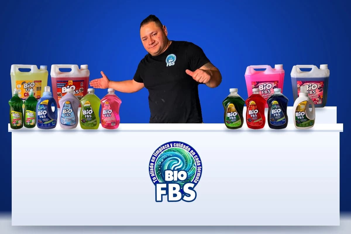 El fundador de Bio FBS presentando la línea de productos
